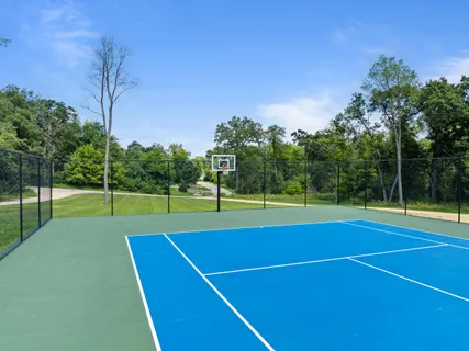 $825,000 | 860 Trails End Drive, Fontana, WI 53125