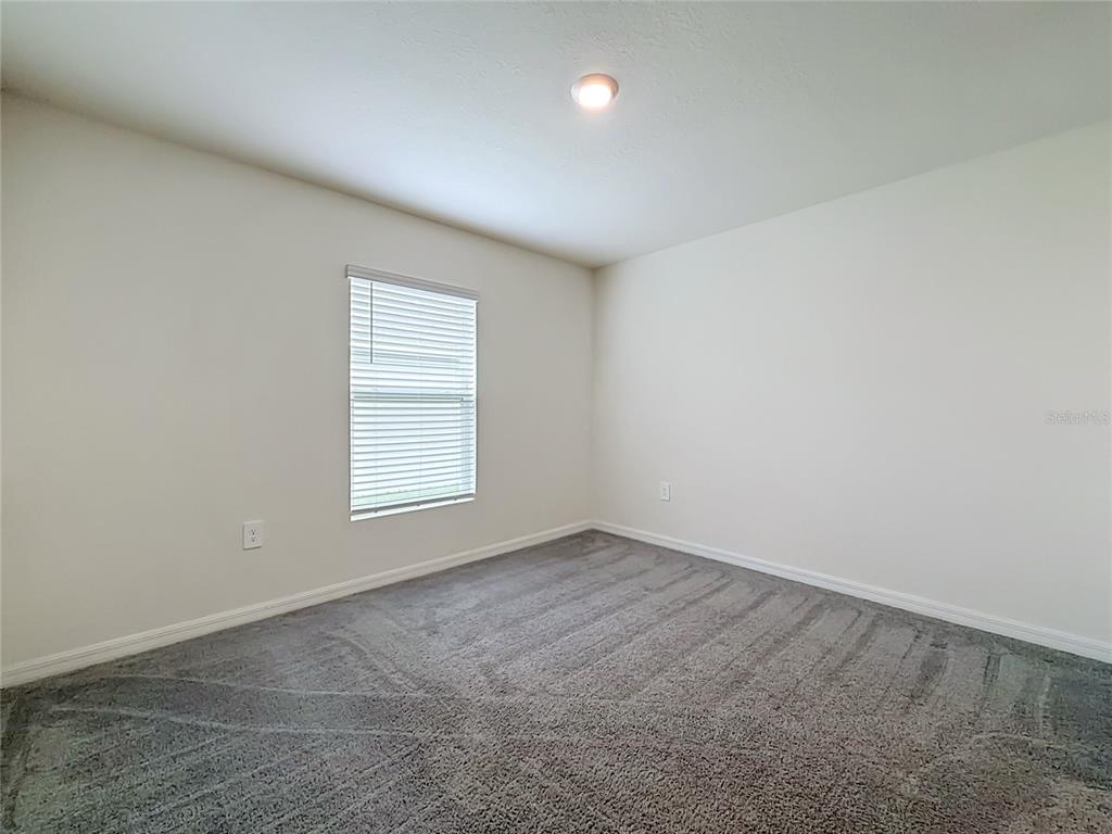 6698 Southeast 3rd Loop Ocala, FL 34472 - Photo 12 of 43