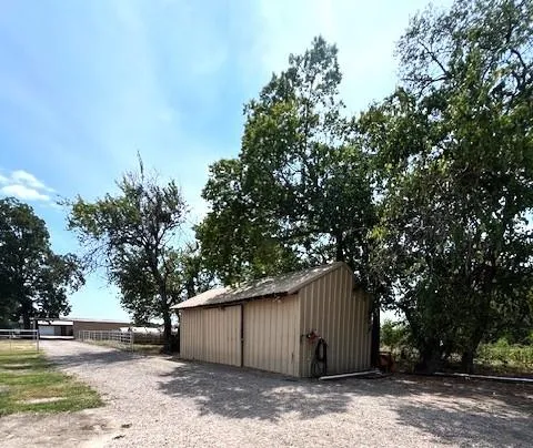 $295,000 | 8006 Highway 34, Ladonia, TX 75449