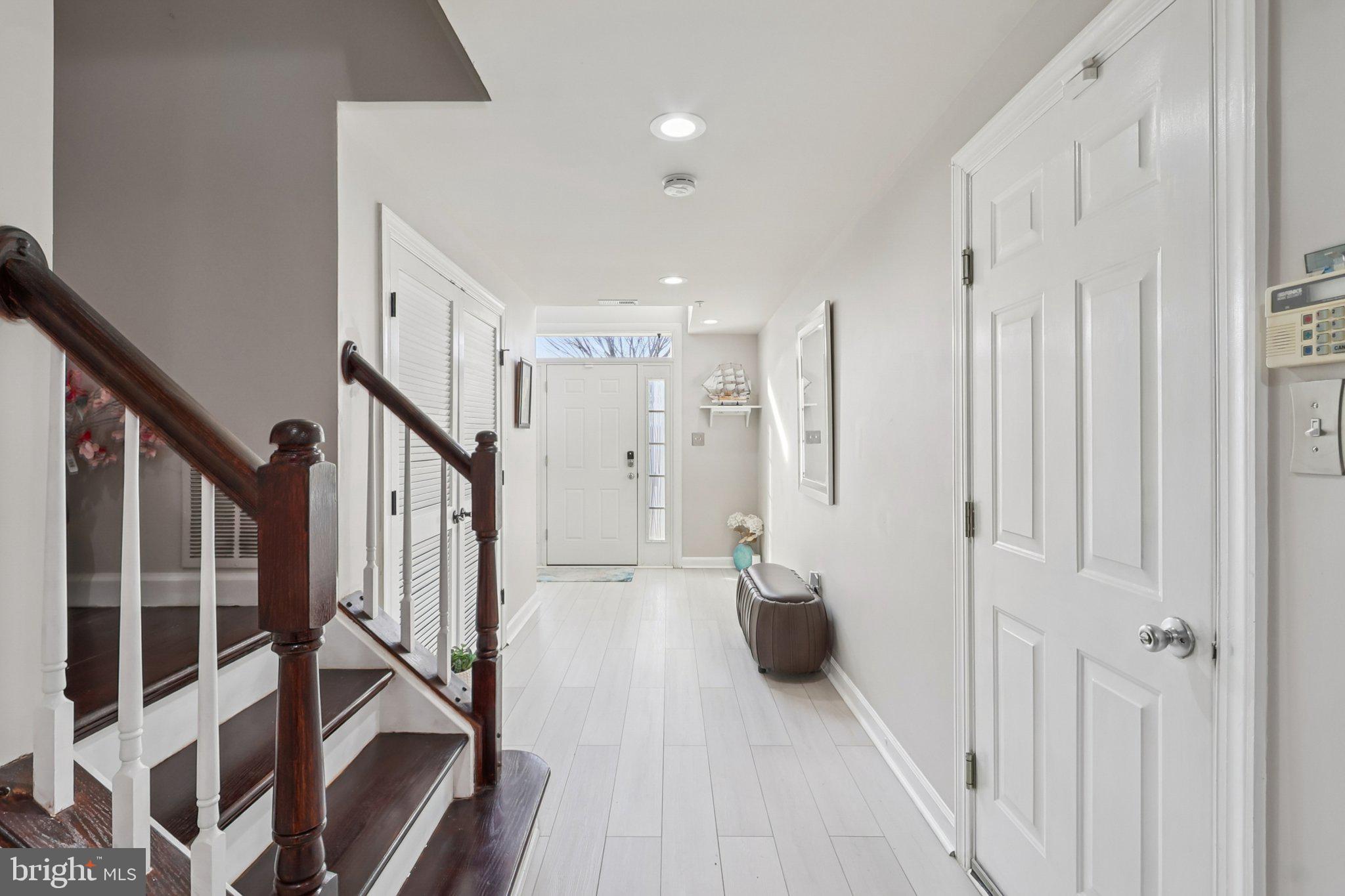 14209 Parker Farm Way Silver Spring, MD 20906 - Photo 5 of 57