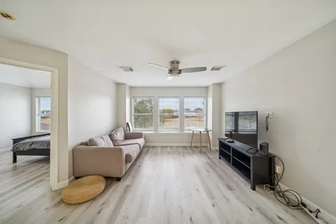 $495,000 | 12310 Shadow Island Drive, Houston, TX 77082