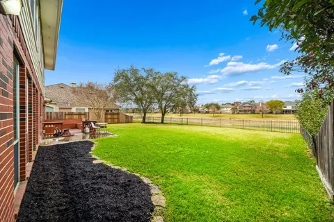 $495,000 | 12310 Shadow Island Drive, Houston, TX 77082