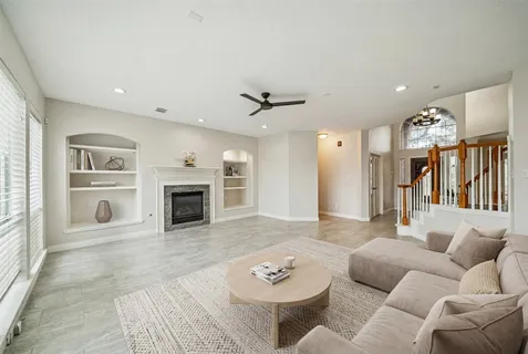 $495,000 | 12310 Shadow Island Drive, Houston, TX 77082