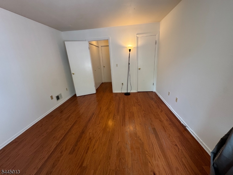 30 Wentworth Road, Unit 30 Bedminster, NJ 07921 - Photo 9 of 15