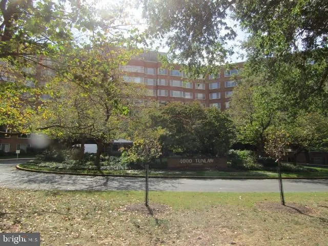 $169,000 | 4000 Tunlaw Road Northwest, Unit 1029, Washington, DC 20007
