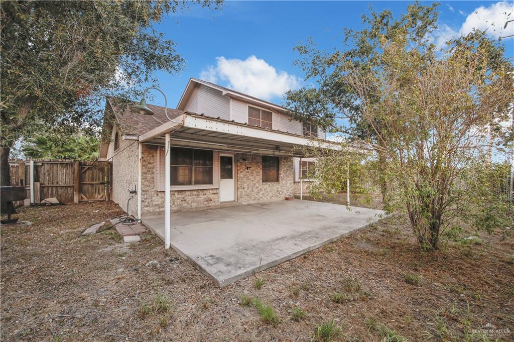 1901 Robin Avenue McAllen, TX 78504 - Photo 14 of 16 a front view of a house with a yard
