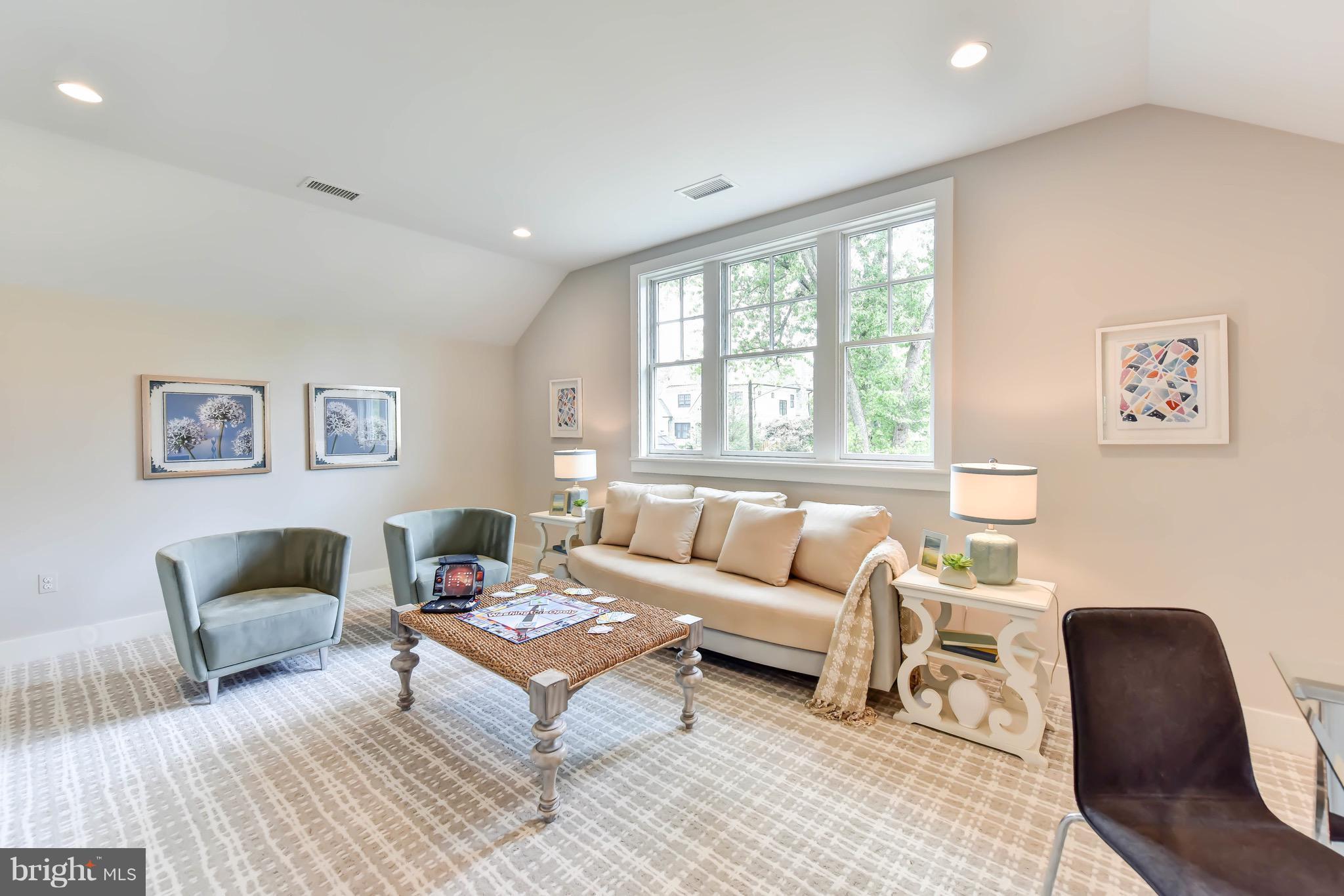 7109 Matthew Mills Road McLean, VA 22101 - Photo 16 of 30 Upper BONUS Room