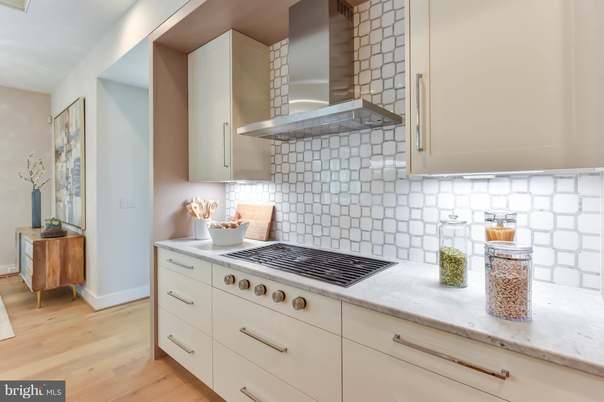 7109 Matthew Mills Road McLean, VA 22101 - Photo 9 of 30 Kitchen