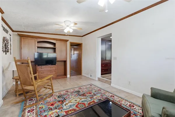 $275,000 | 935 North Florida Avenue, DeLand, FL 32720