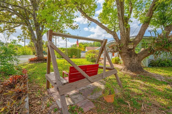 $275,000 | 935 North Florida Avenue, DeLand, FL 32720