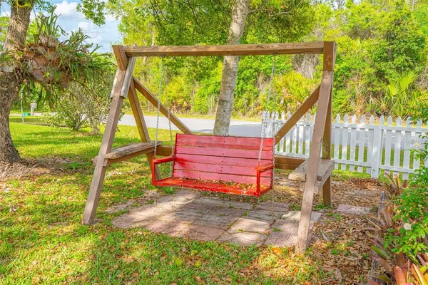 $275,000 | 935 North Florida Avenue, DeLand, FL 32720