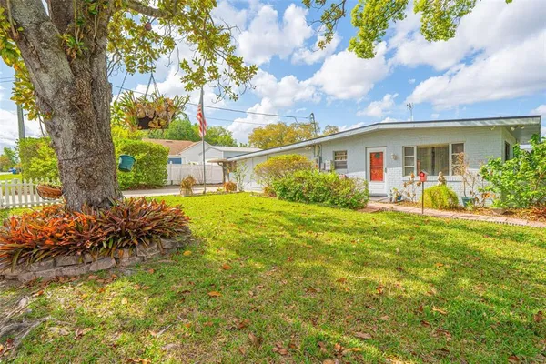 $275,000 | 935 North Florida Avenue, DeLand, FL 32720