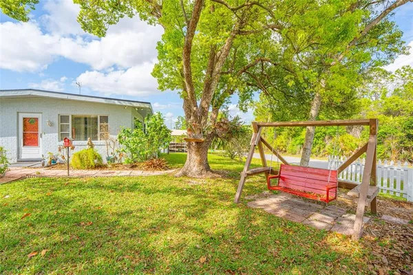 $275,000 | 935 North Florida Avenue, DeLand, FL 32720