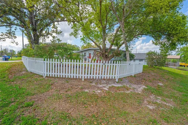$275,000 | 935 North Florida Avenue, DeLand, FL 32720