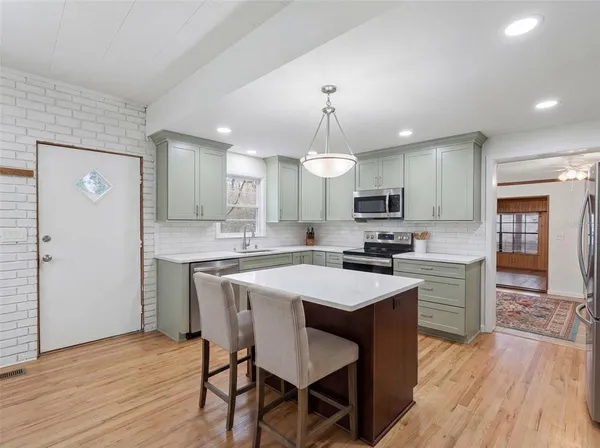 $275,000 | 935 North Florida Avenue, DeLand, FL 32720