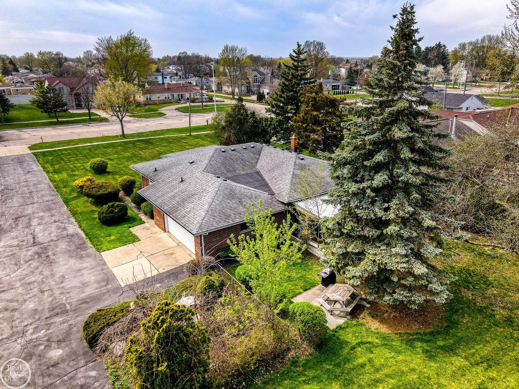 39460 Ryan Road Sterling Heights, MI 48310 - Photo 45 of 54 50106406-44.JPG