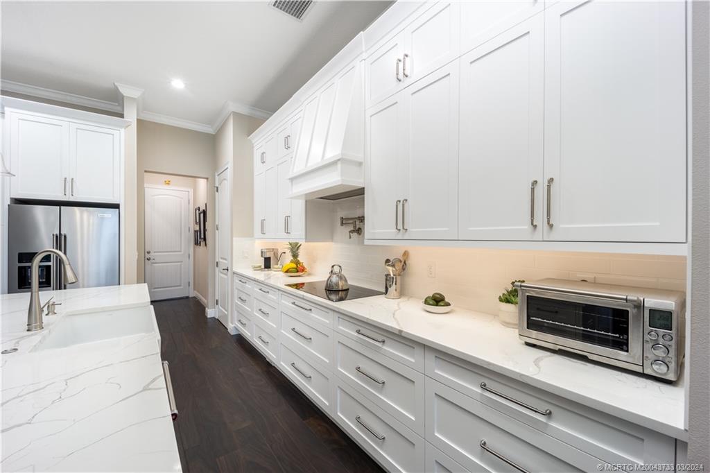1665 Northwest Fork Road Stuart, FL 34994 - Photo 17 of 52 Gallery Image 17