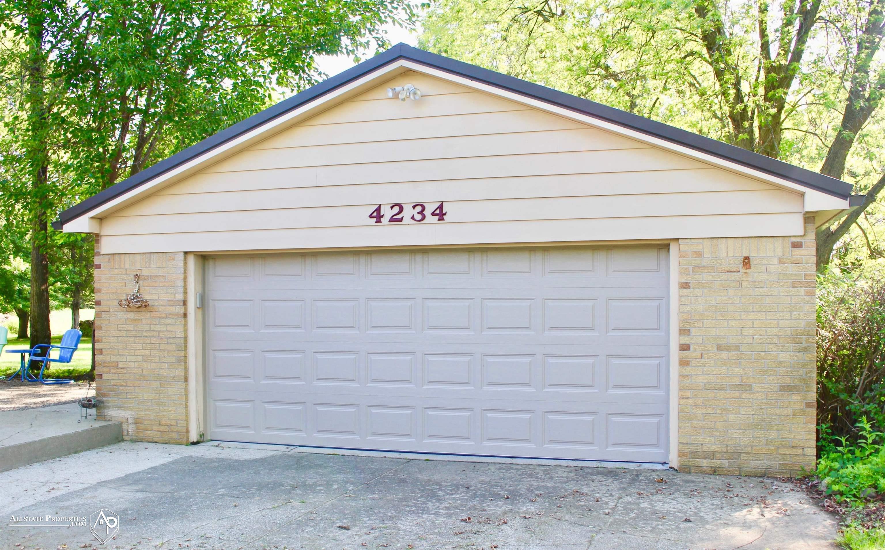 4234 North Gale Road Davison, MI 48423 - Photo 4 of 45 50088244-3.JPG