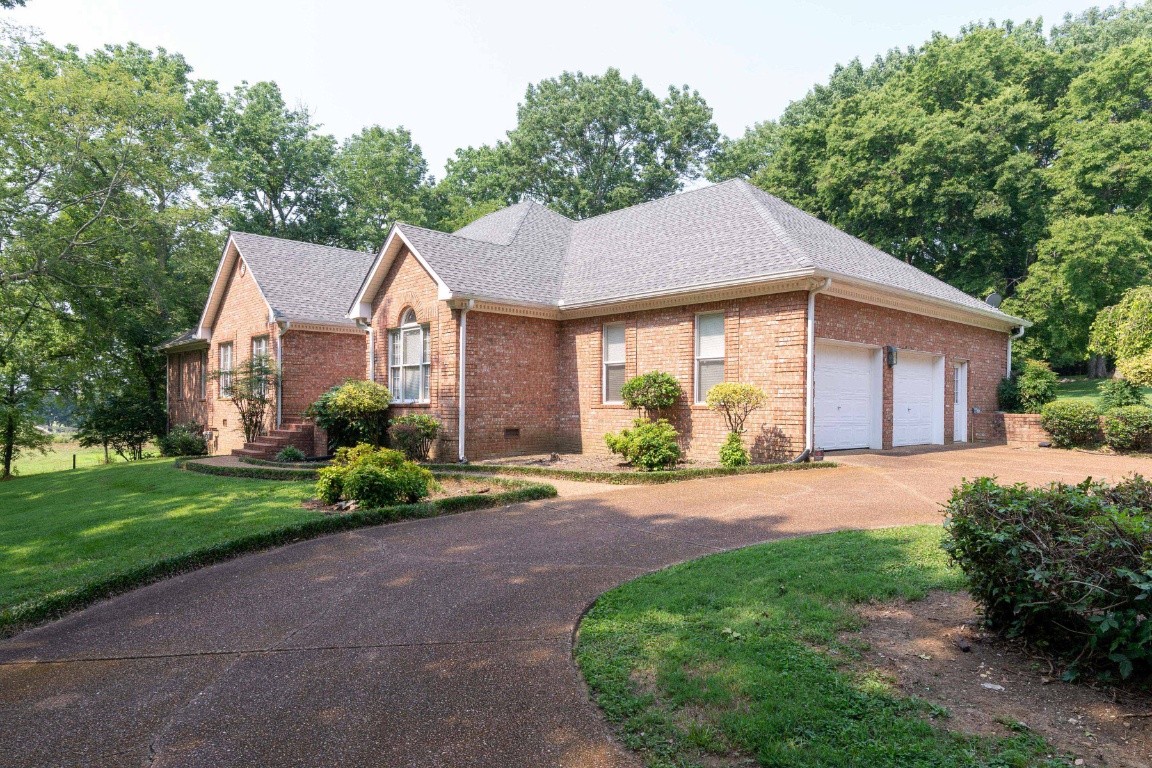 184 Zieglers Fort Road Gallatin, TN 37066 - Photo 2 of 42 Gallery Image 2