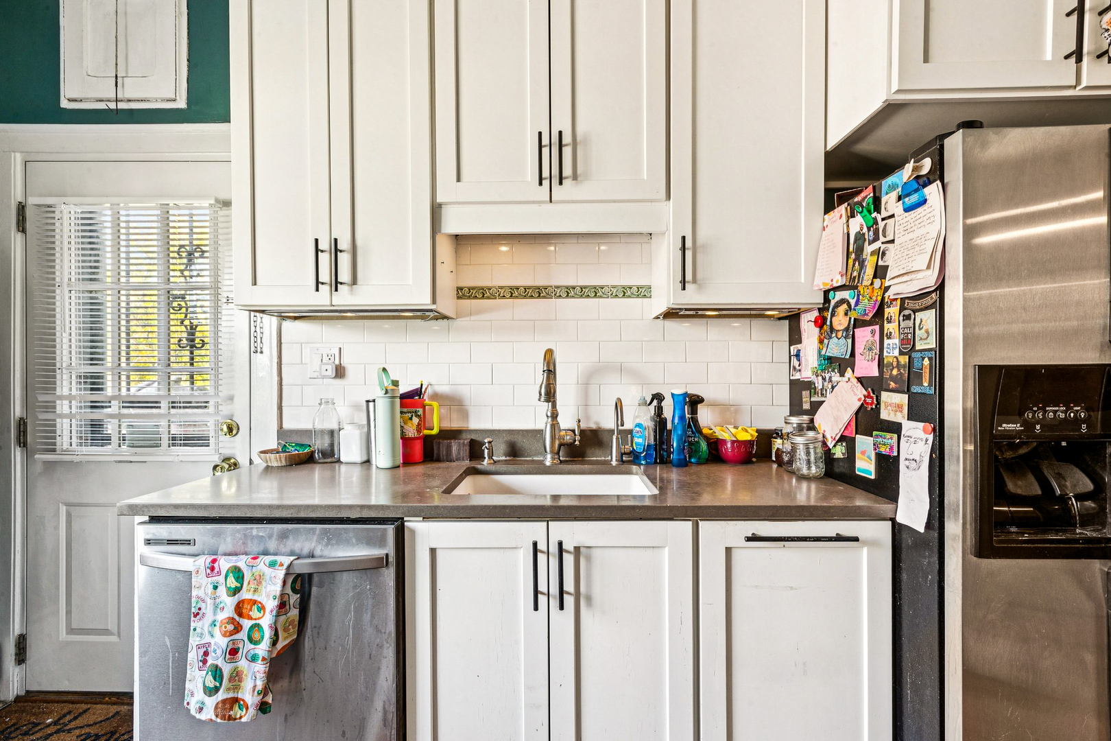 7348 North Ridge Boulevard, Unit 16B Chicago, IL 60645 - Photo 22 of 38 Gallery Image 22