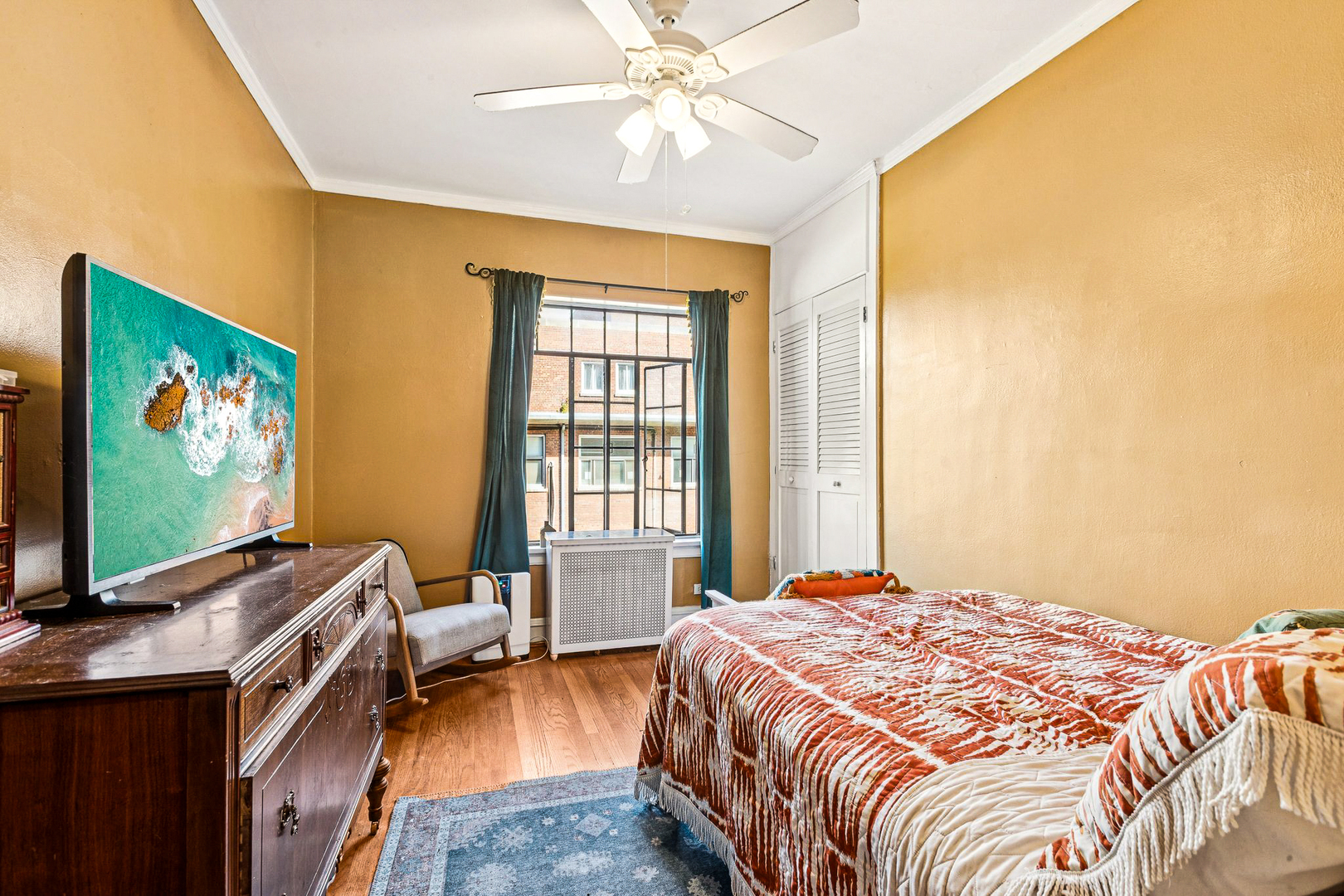 7348 North Ridge Boulevard, Unit 16B Chicago, IL 60645 - Photo 23 of 38 Gallery Image 23