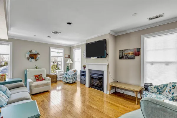 $489,900 | 3 Honora Court, Unit 3, Buzzards Bay, MA 02532