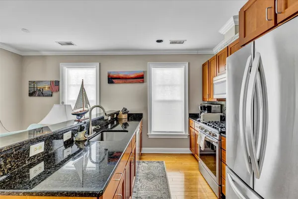 $489,900 | 3 Honora Court, Unit 3, Buzzards Bay, MA 02532