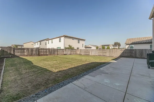 $599,777 | 3883 Keats Avenue, Clovis, CA 93619