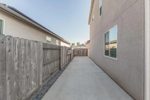 $599,777 | 3883 Keats Avenue, Clovis, CA 93619