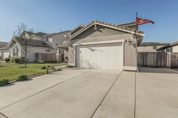 $599,777 | 3883 Keats Avenue, Clovis, CA 93619