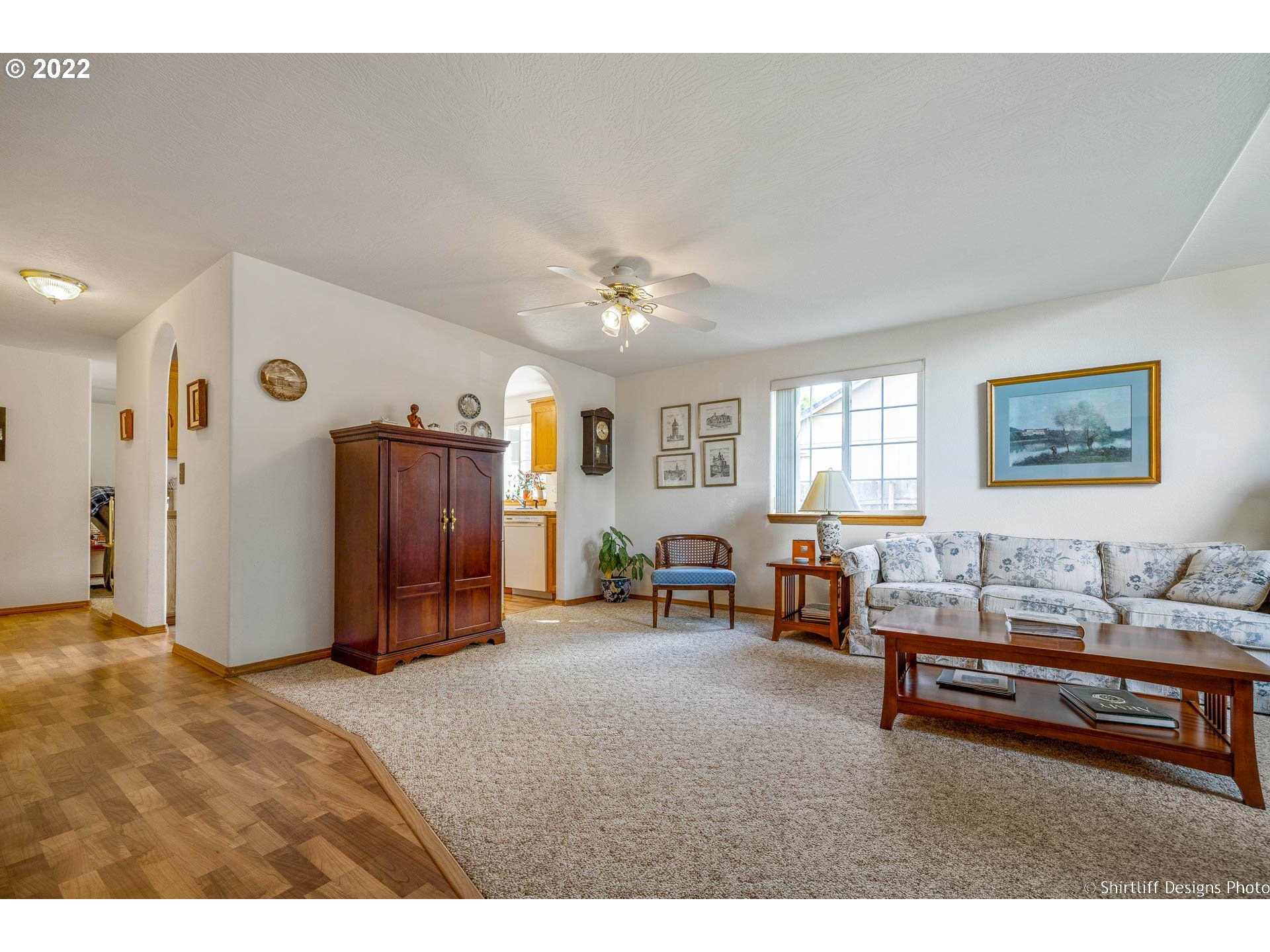 4042 Virginia Avenue Springfield, OR 97478 - Photo 5 of 28 a living room with furniture and a window