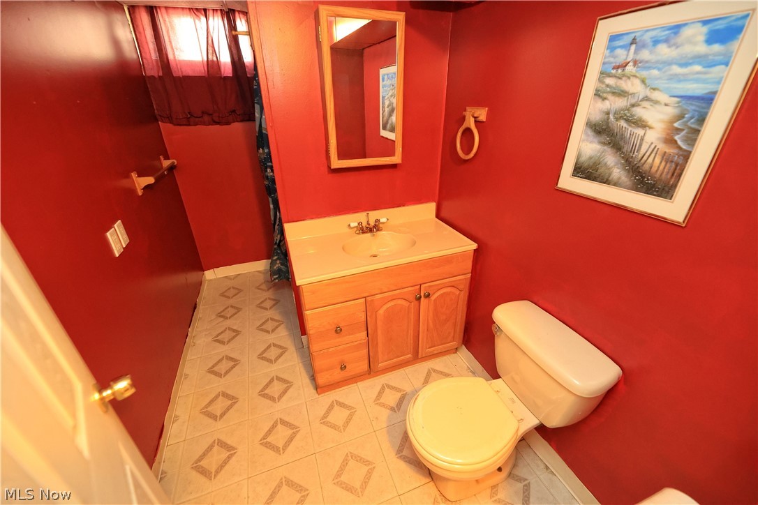 31679 Densmore Road Willowick, OH 44095 - Photo 18 of 24