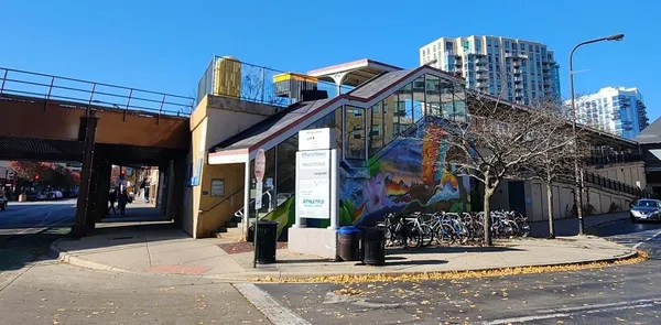 $189,900 | 1585 Ridge Avenue, Unit 410, Evanston, IL 60201