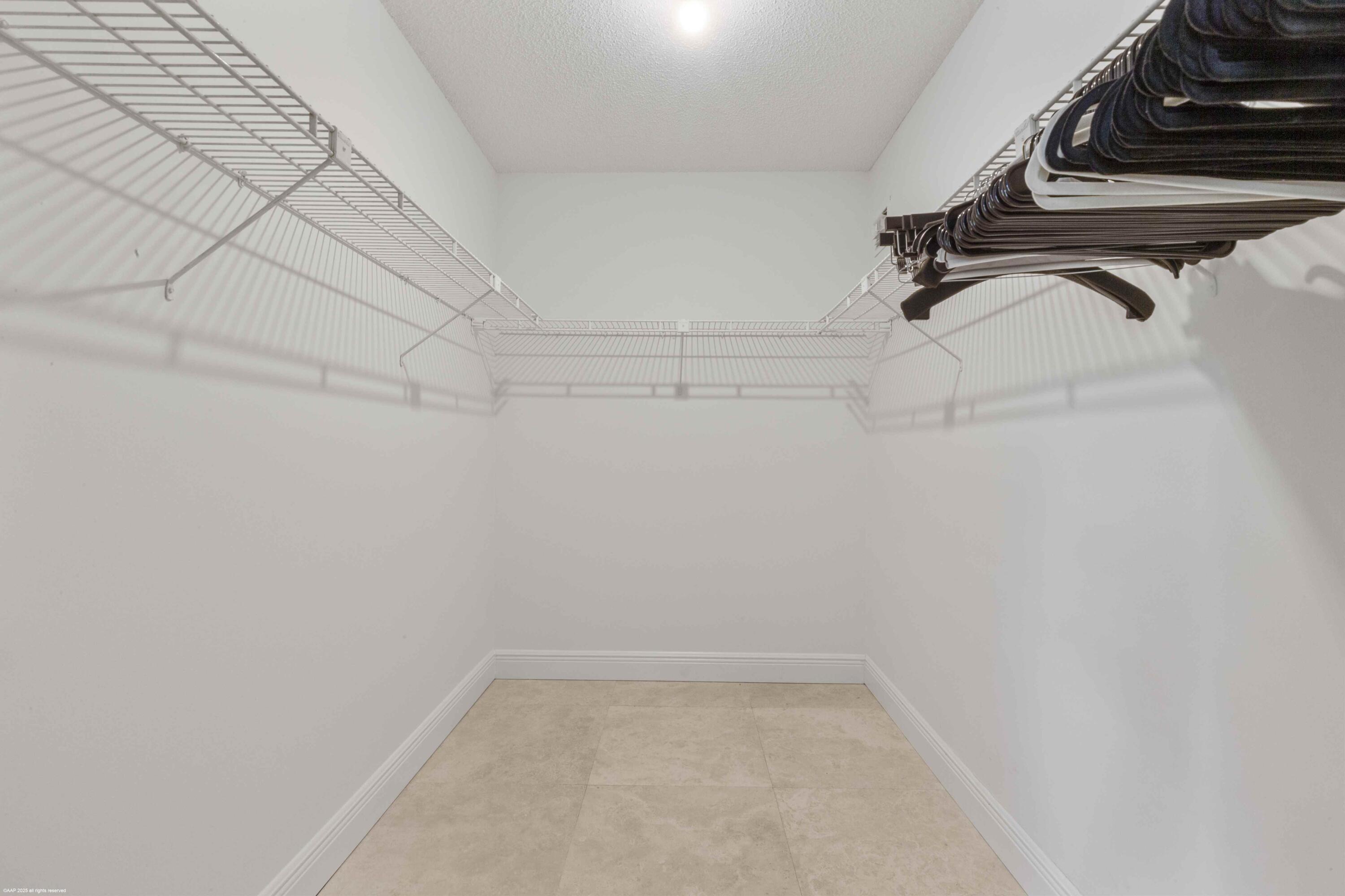 13329 Polo Club Road, Unit 105 Wellington, FL 33414 - Photo 28 of 43 a view of a small room