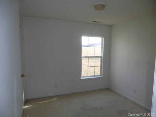 2035 Pimpernel Road Charlotte, NC 28213 - Photo 4 of 12