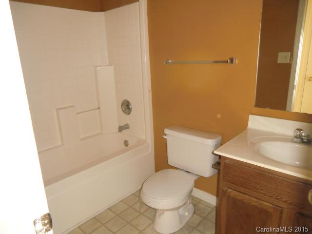 2035 Pimpernel Road Charlotte, NC 28213 - Photo 5 of 12