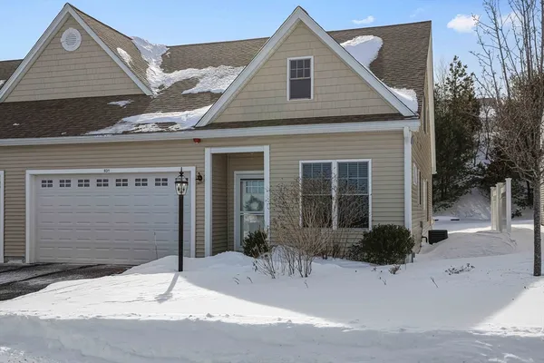 $569,000 | 831 Ledgewood Way, Unit 831, Clinton, MA 01510