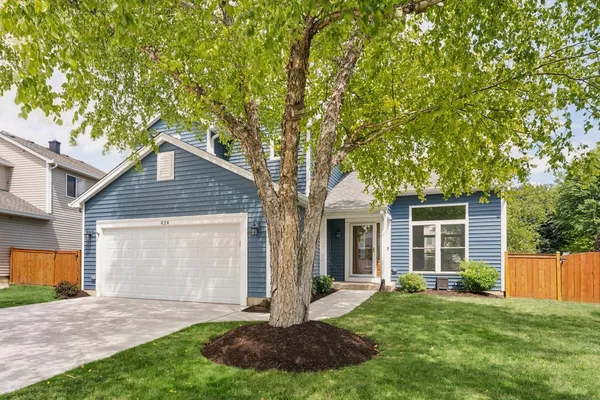 $499,900 | 824 Tallgrass Drive, Bartlett, IL 60103