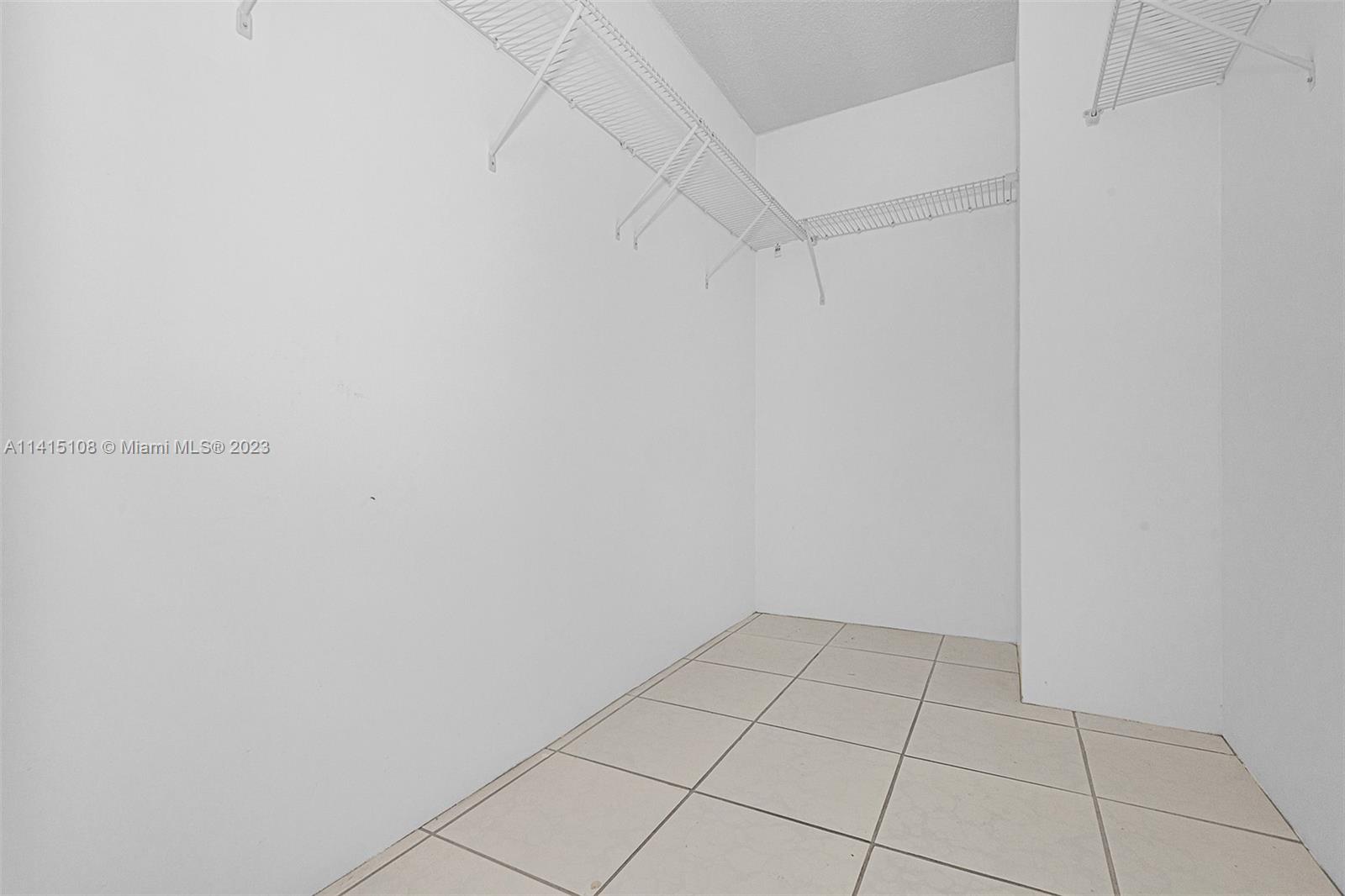 5650 Camino Del Sol, Unit 205 Boca Raton, FL 33433 - Photo 23 of 28