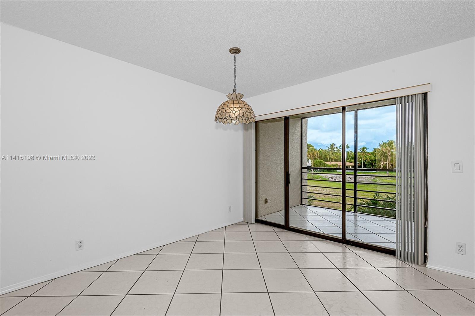 5650 Camino Del Sol, Unit 205 Boca Raton, FL 33433 - Photo 6 of 28