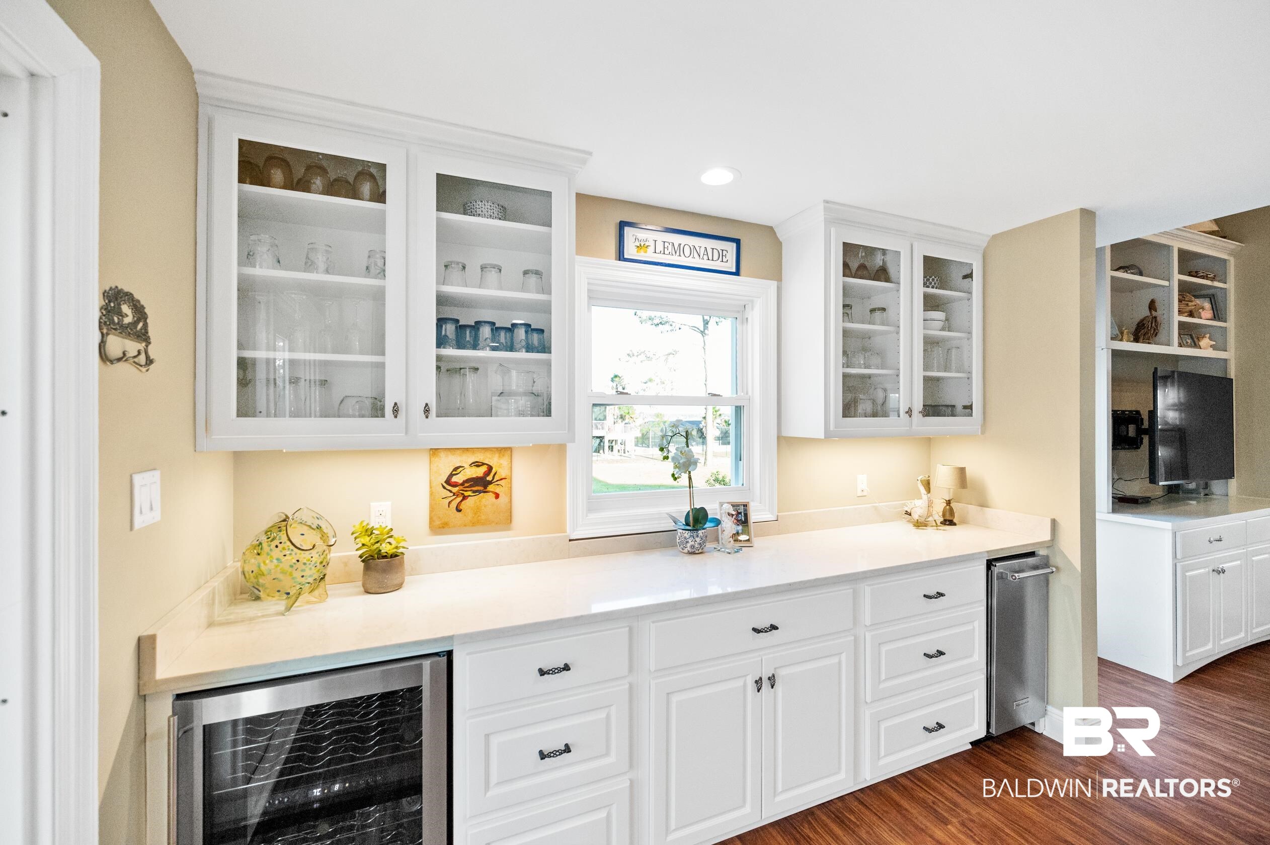 17188 Oyster Bay Road Gulf Shores, AL 36542 - Photo 6 of 47 Wet Bar