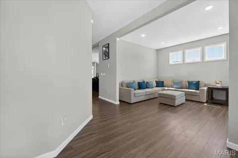$799,990 | 618 Strathclyde Drive, O'Fallon, MO 63368