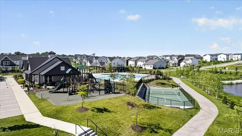 $799,990 | 618 Strathclyde Drive, O'Fallon, MO 63368