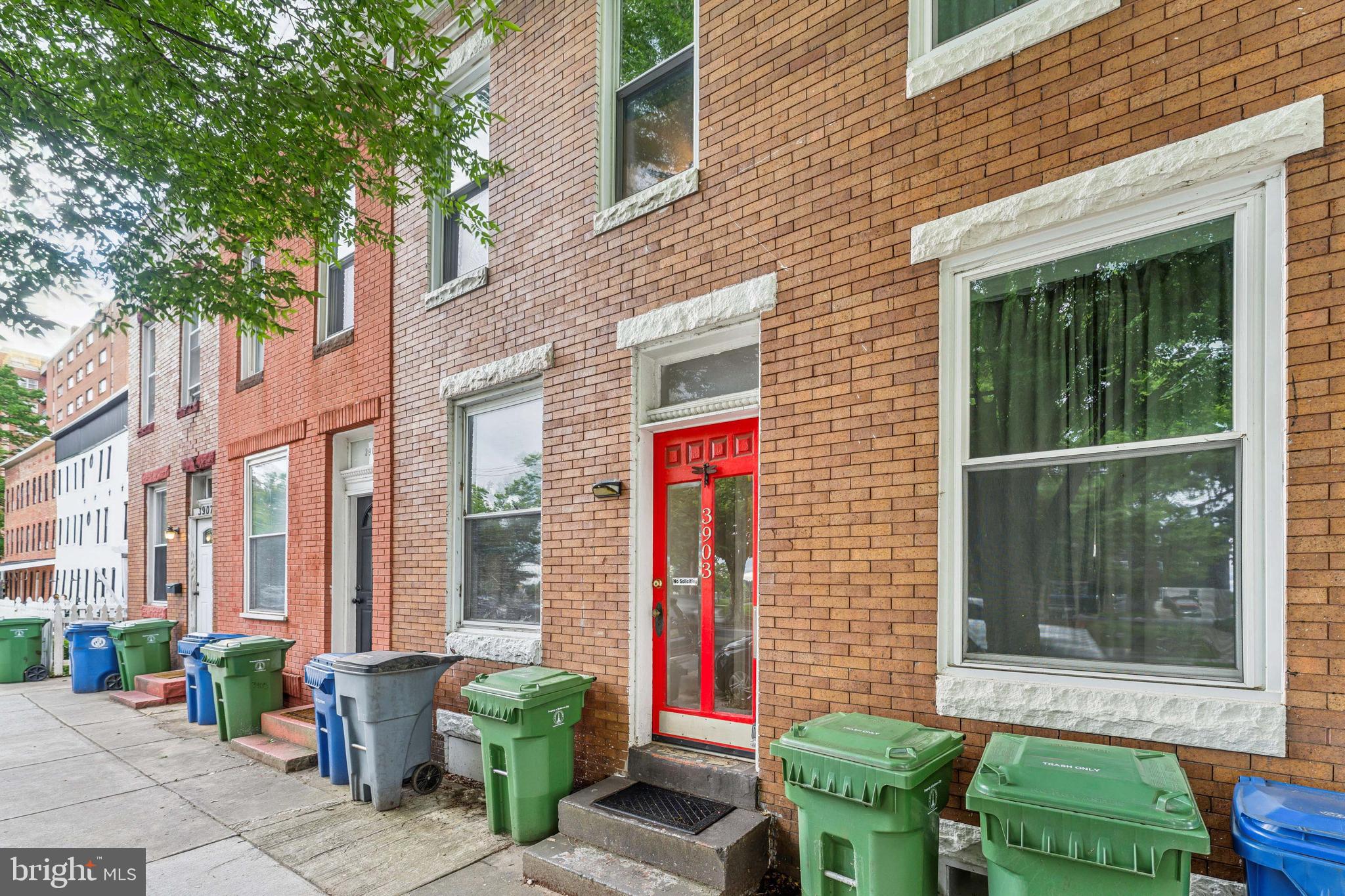3903 Roland Avenue Baltimore, MD 21211 - Photo 2 of 29 Front Door