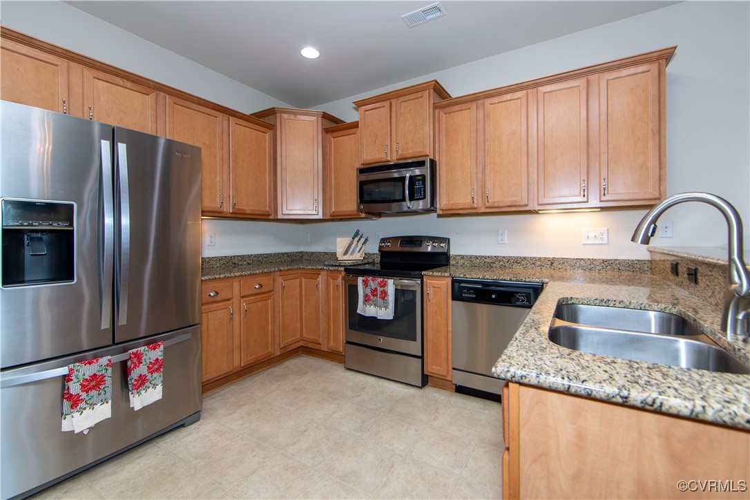 12114 Blossom Point Road Chester, VA 23831 - Photo 5 of 15 Kitchen featuring stainless steel appliances, ligh