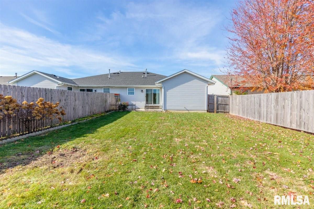 6412 Hayley Court Springfield, IL 62712 - Photo 7 of 24