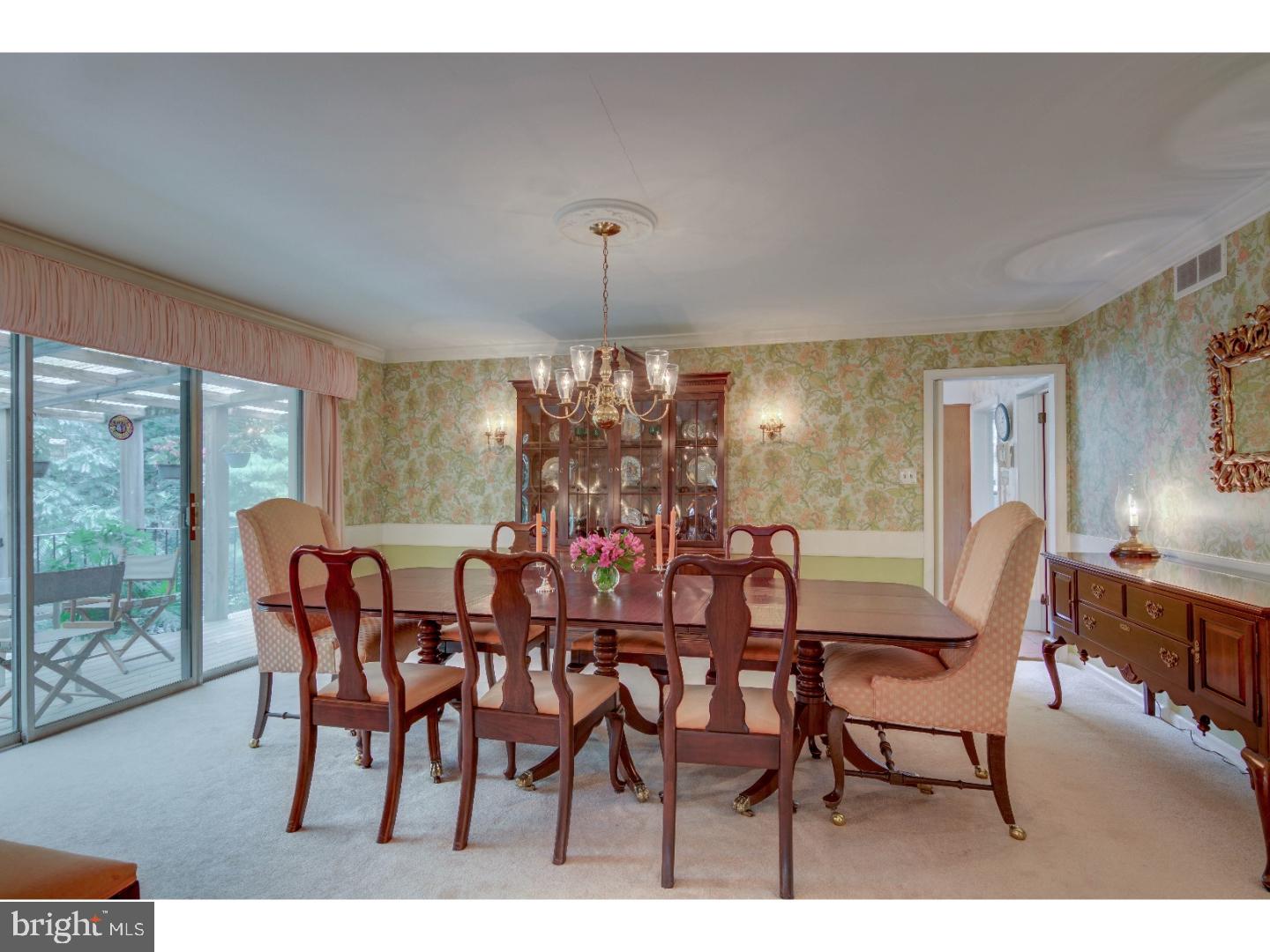 664 Valley View Lane Wayne, PA 19087 - Photo 11 of 25 Dining Room