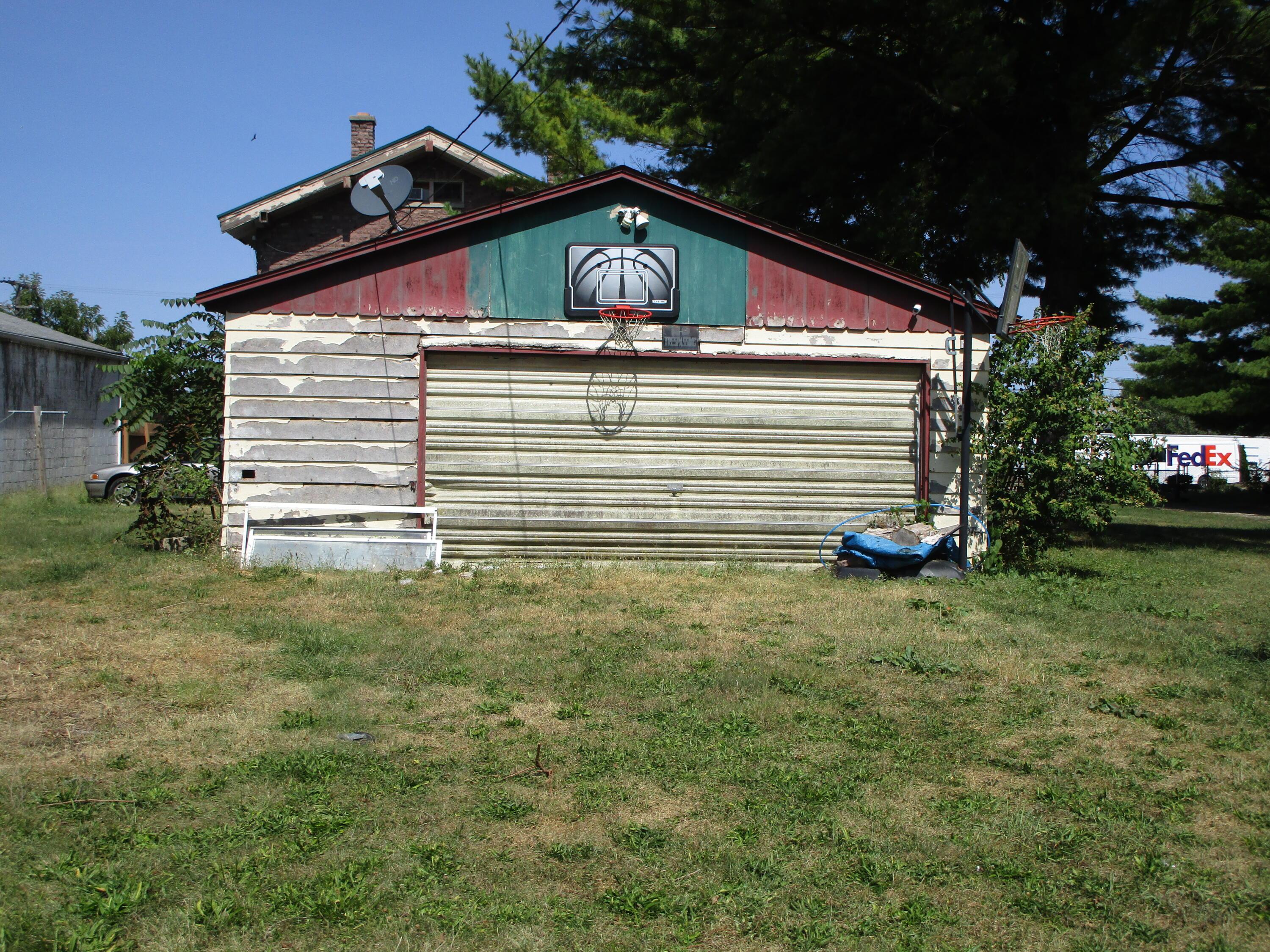 1311 Kenton Street Springfield, OH 45505 - Photo 42 of 42 2 Car Garage