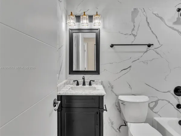 $3,200 | 1193 Northwest 98th Terrace, Unit 134, Pembroke Pines, FL 33024