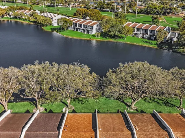 $3,600 | 1193 Northwest 98th Terrace, Unit 134, Pembroke Pines, FL 33024